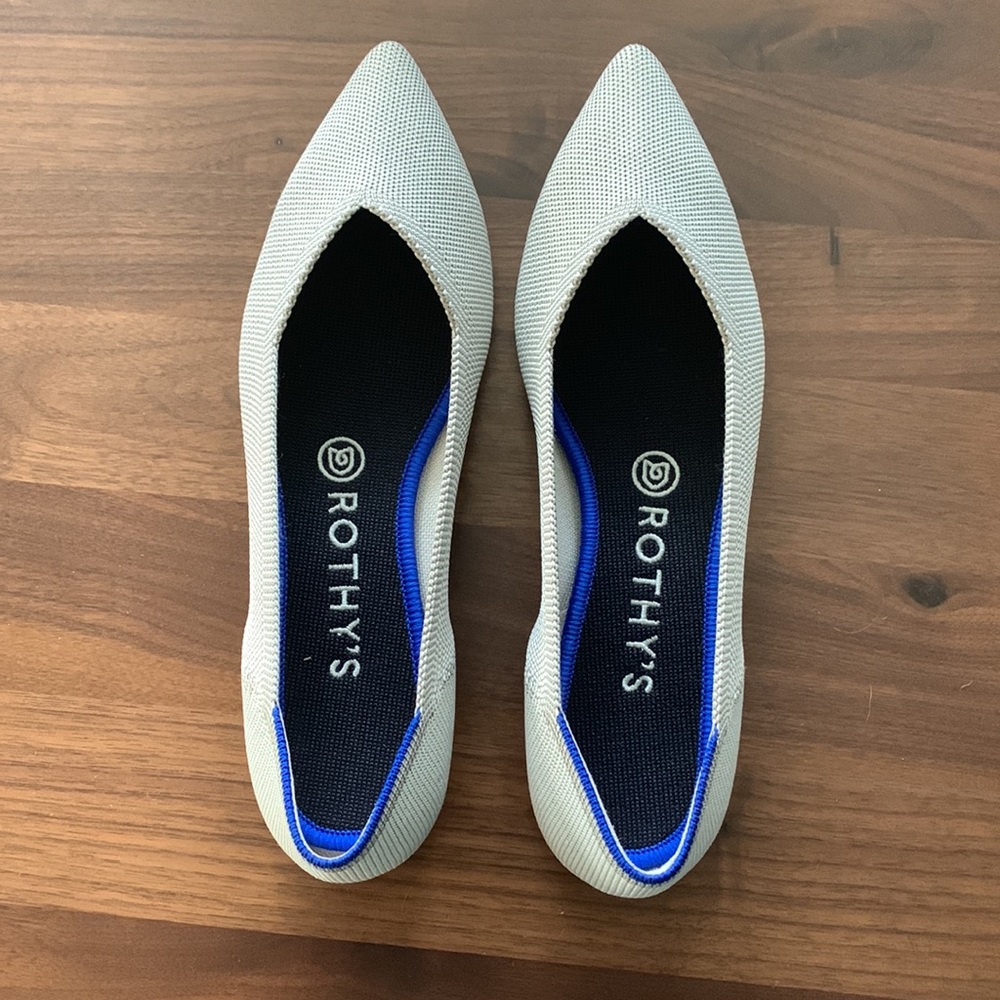 Rothys The Point flats in Flax Birdseye color. Brand new, never worn!